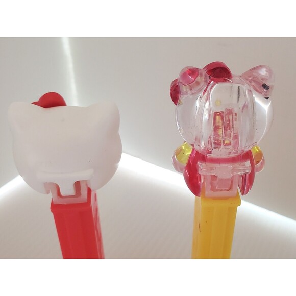 Hello Kitty PEZ Candy Dispensers Set Of 2 Lot Crystal Clear Red Bow Sanrio Cat - Picture 4 of 5